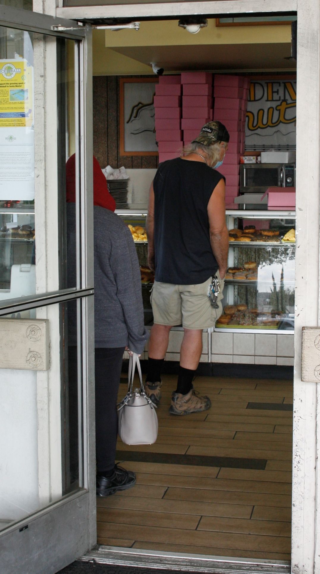 011921 Golden Donut 04.jpg
